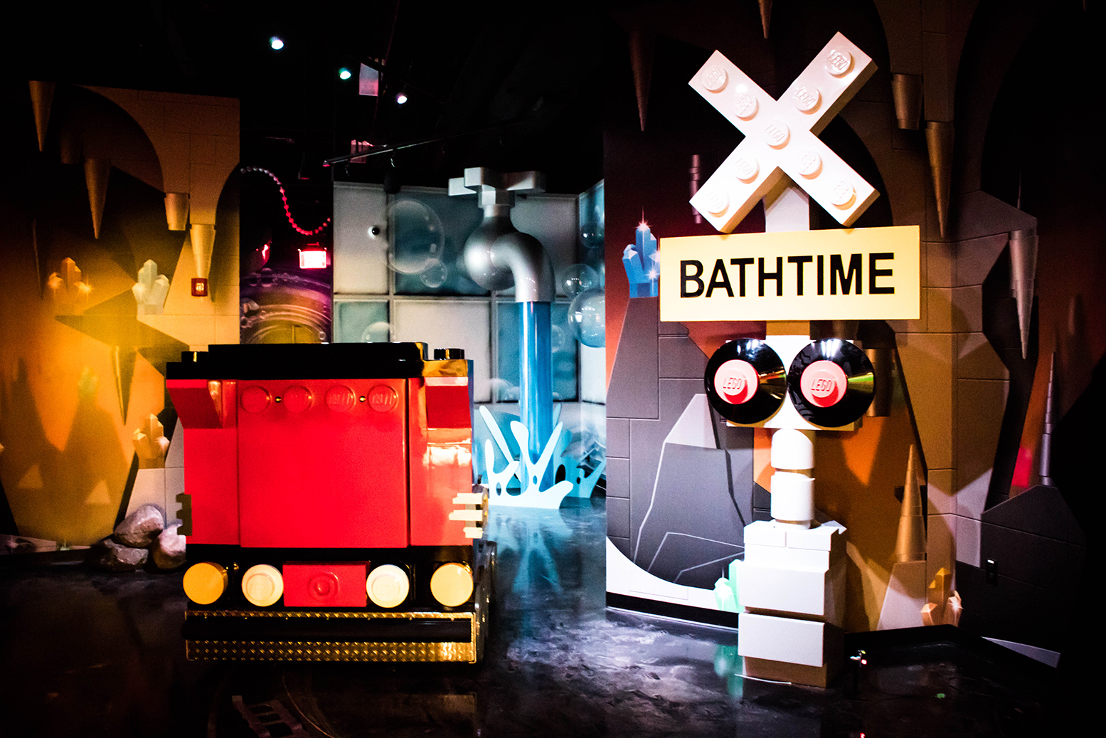 Interactive Dark Ride Project 29 LEGO® Dark Rides, at LEGO® Discovery Centers, worldwide - Alterface ...